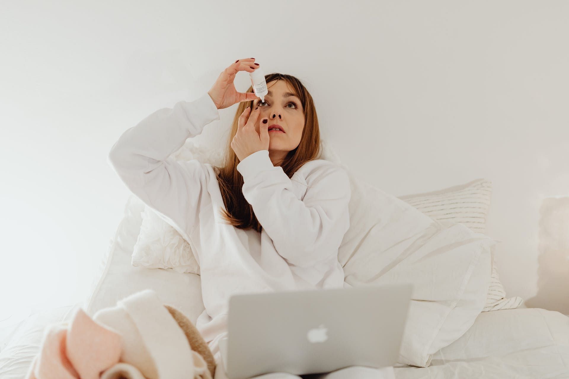 Common side effect may include nasal irritation (Image via Pexels/Karolina Grabowska)